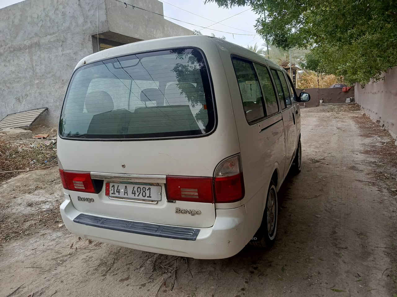 اسلام عليكم ابريجو منغولي بسمي موديل 2005 مصبوغه عام السعر 105.الستفسار على الرقم ***********
