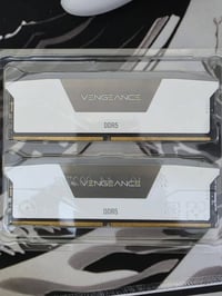 مكلف بالنشر  رامات 6000 cl36 السعر 500 الف للتواصل   07736605901