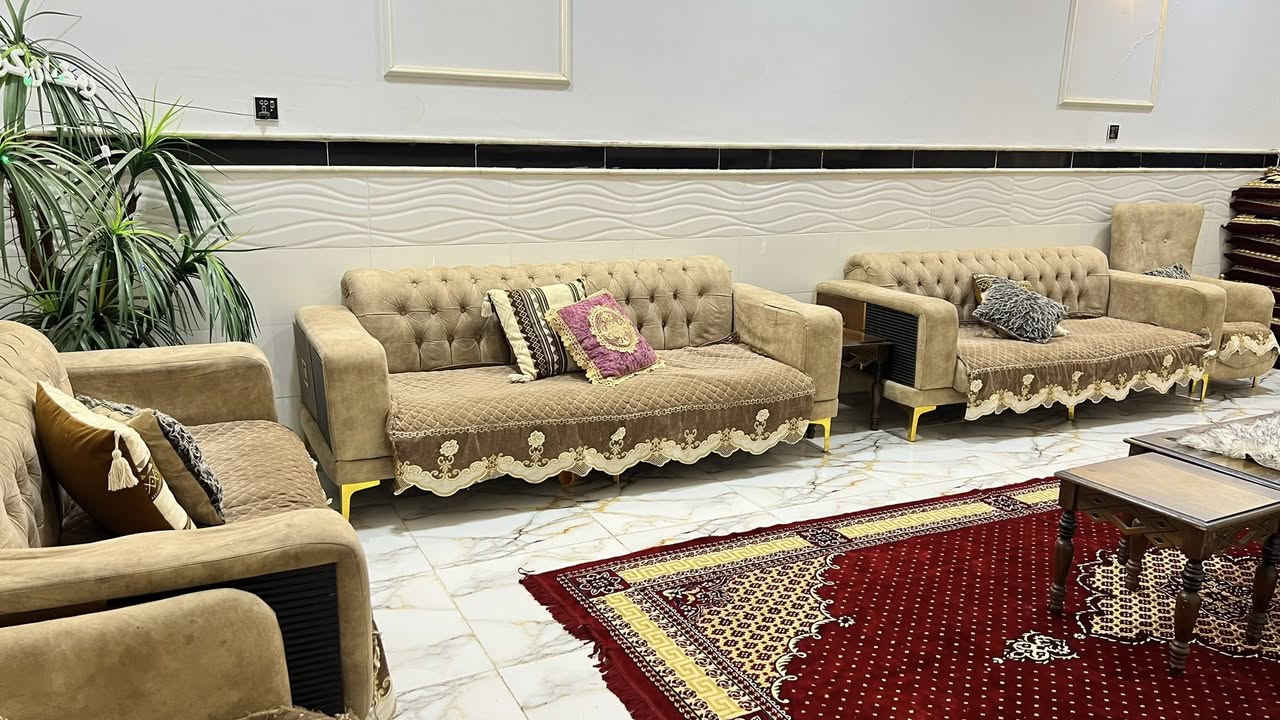 تخم للبيع. 10مقاعد تزكام نضيف مابي اي ضرر  وجديد ماصار سنه من اخذته واخذته ب مليون رايدته ب٤٠٠ البيع مستعجل مكاني النجف حي النداء


**إذا كنت صاحب هذا الإعلان وتريد حذفه لأي سبب، رجاءا أرسل رسالة إلى الدعم الفني**