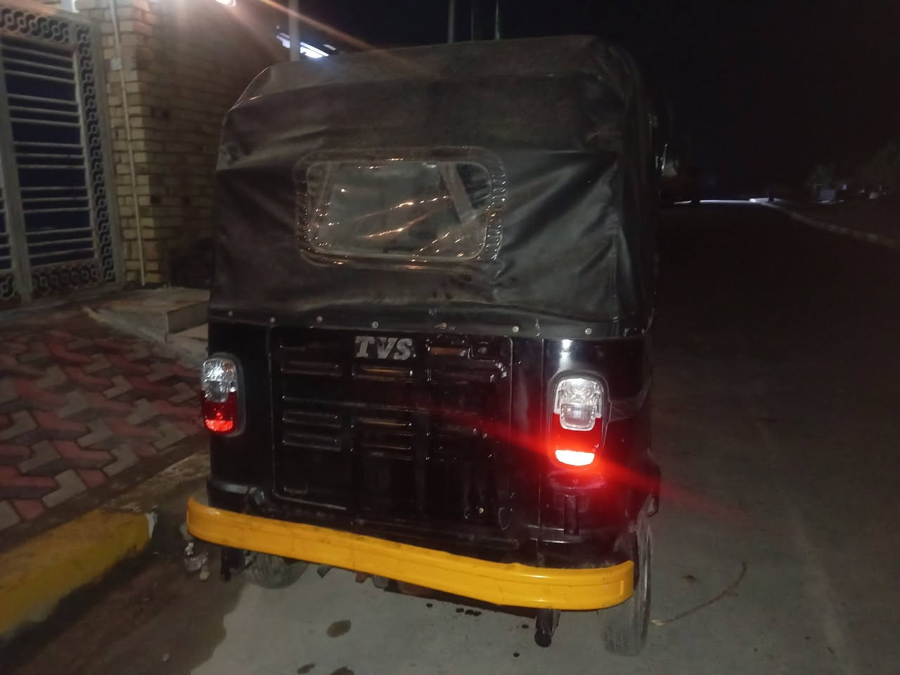 تي في اس للبيع مكان العماره الستفسار ***********مكلف بل نشر
