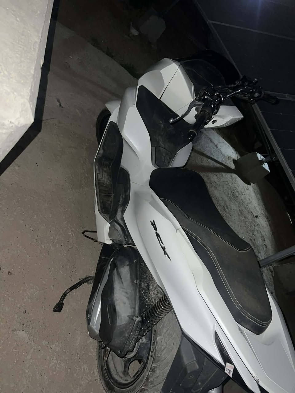 ماشيه 13رمبه السعر 16وبيه مجال مكاني بغداد العبيدي***********
