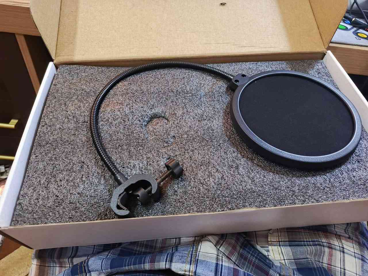 مايكوفون fifin T732 kit
مايكوفون fifin T732 kit للبيع مستخدم استخدام جدا قليل كامل ملحقات يتوافق مع هذه الاجهزة (الحاسبات.بيسي ) 
اني اشتريتة من الريان ب 110 عندي توصيل لجميع محافظات العراق 
السعر 72 وبي مجتل عندي توصيل داخل كربلاء 3 وخارج كربلاء 5
تدفع عربون اذا وصيت تدفع 10 الاف من خلال كي كارد او رصيد اثير ابو 10 
مكاني كربلاء حي المعلمين
الرقم ***********
