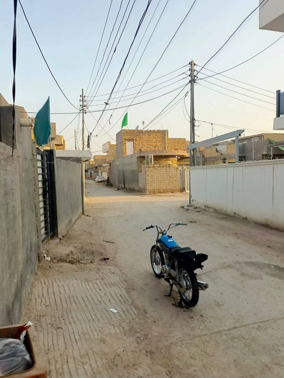 يالله
السلام عليكم  دار للبيع المساحه الكليه 200 مترطابقين أربع غرف نوم طابو زراعي سند 25 تحويل مباشر باسم المشتري متوفره كل الخدمات حي الجزائر البوعليان بناء حديث وجديد سعره150 #الاستفسار  اتصال على الرقم ‏‪‏‪‏‪***********‬‏
