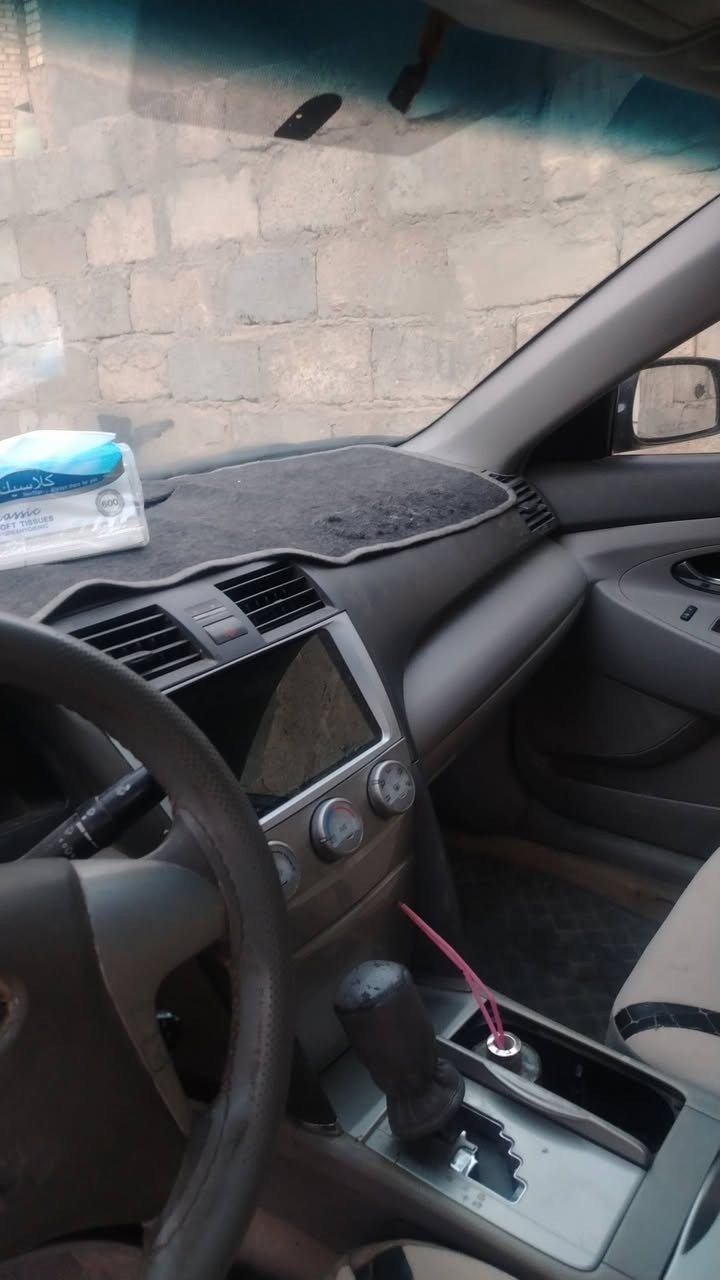 السلام عليكم كامري 2011 محرك 6 السياره مصبوغه عام رقم سليمانيه دولي جديد مكان فلوجه السعر 83بيه مجال رقم  الهاتف***********
