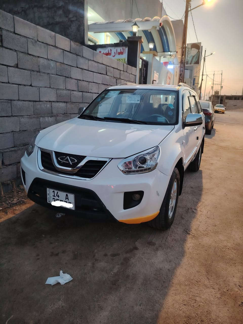 السلام عليكم تيكو البيع موديل 2013 مكفوله ضربه وتبديل مكينه وكير كفاله رقم بصره دولي  سنويه 2031 بسمي سياره جاهزه من كلشي حداده تخم تاير برجستن ياباني ماشيه 111 حقيقي كشنات جلد قرفه جديده بل كارتون سعر 63 رقمي *********** عنواني بصره
