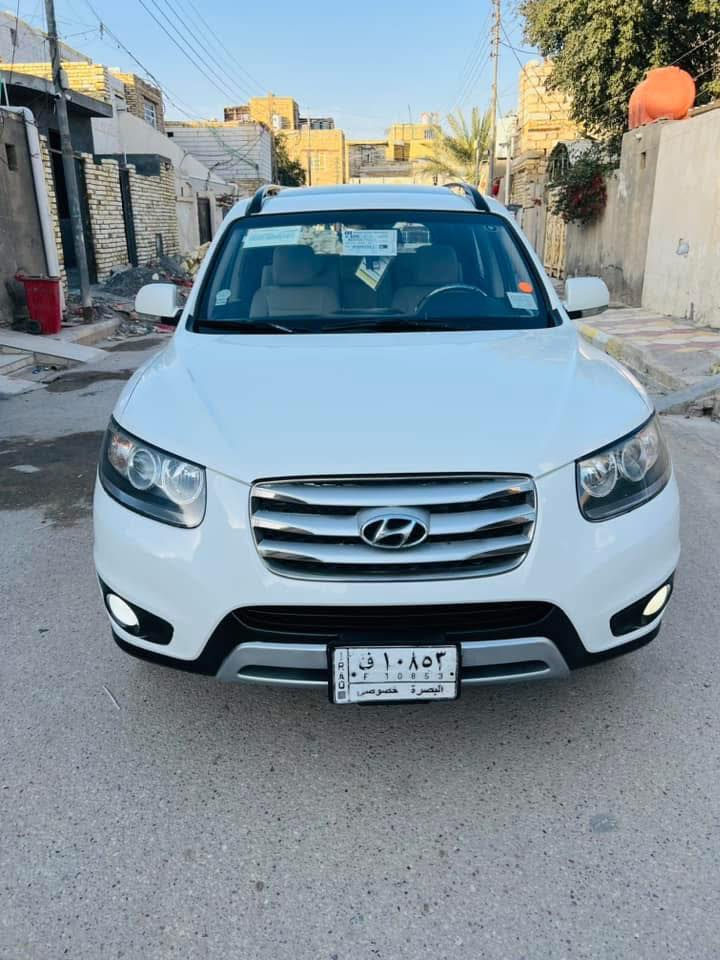 السلام عليكم سنتافيا 2012 خليجي رقم بصره دولي بسمي  تحويل مشروع وطني سنويه لغايه 2029 السياره مكفوله من الضربه والتبديل والفتح والصبغ والزنجار السياره جديده جدا من الداخل والخارج محرك وكير مامفتوحات شرط بالكارتون السياره بيه تراي يخبل مواصفات محرك 4 سلندر 2400 دووش مامفتوح شرط
فتحه سلايد روف 7 راكب 3 قطع تبريد كامره دواره اشاره بالمرايه مرايه شفط حساس خلفي تحكم بالستيرن دواخل بيجي وصاج ويل كب كروم لد نهاري مكان السياره الناصرية السعر 155 للاستفسار***********
