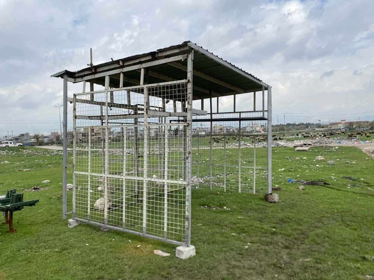 درێژی 3
پانی 50و4
ـ650هەزار
***********
ناونیشان زەڕایەن.
