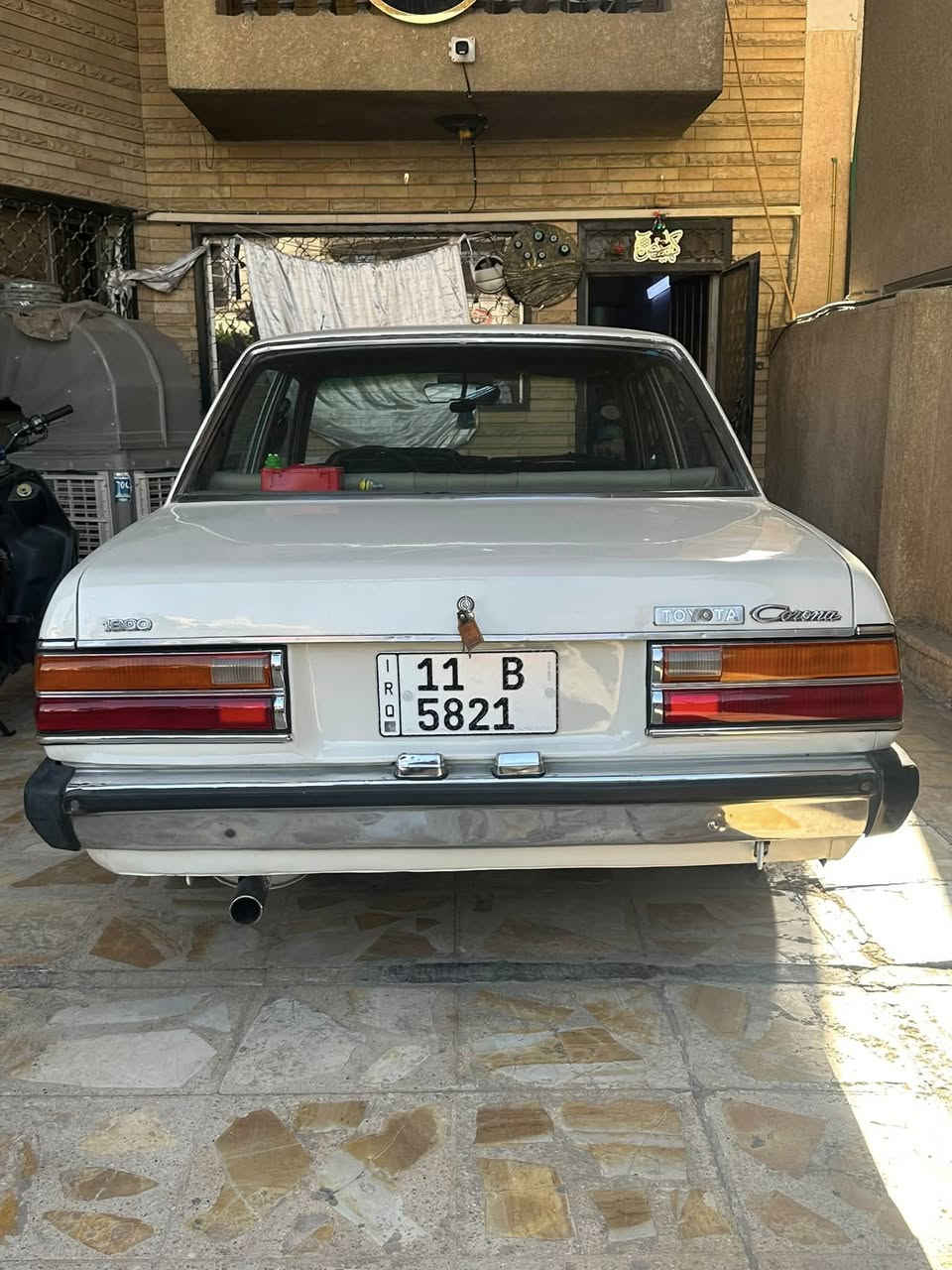 السلام عليكم
كرونه موديل 1980 
لون ابيض 
رقم جديد بغداد
تحويل مباشر
مكينة+كير+اكسل نظيف كلش
صدر جديد 
كير 5 نمر واكسل خفيف
التبريد منضومه كامله بس ميشتغل بس مابي نقص
السعر 50 ورقه 
المكان بغداد السيدية
للاستفسار الاتصال على الرقم
***********
