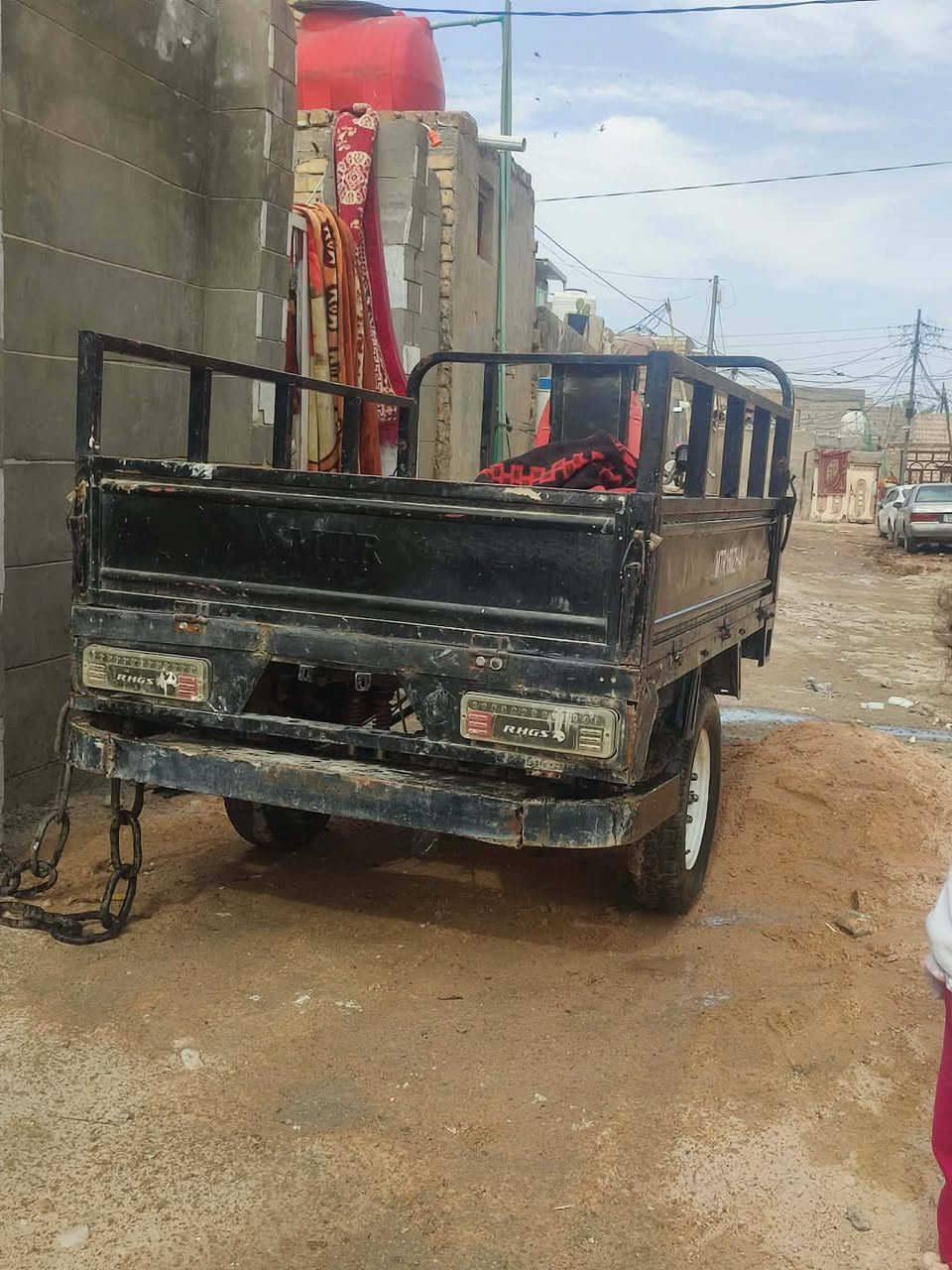 السلام عليكم ستوته أم تي ار موديل 20 اوراق سعر واحد و400 وبيهه مجال للستفسار ***********
