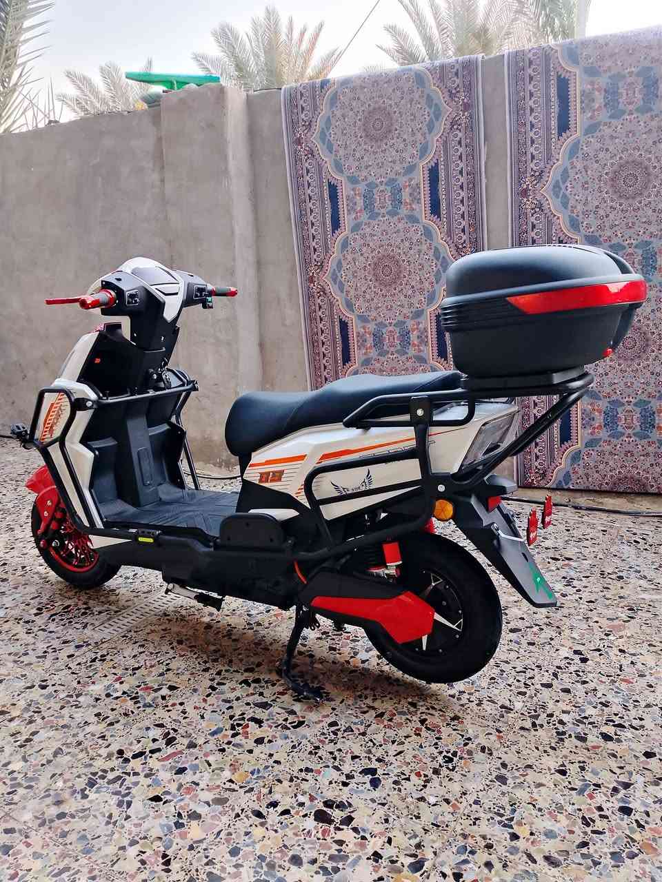 دراجه شحن جديده كلش مزوده رياضي بلادي 6 بطاريات كبار جدد علفحص 4 نمر سرعه 99 نظام Rبك السعر 700 مكاني بغداد حي اور *********** قابل للمراوس
