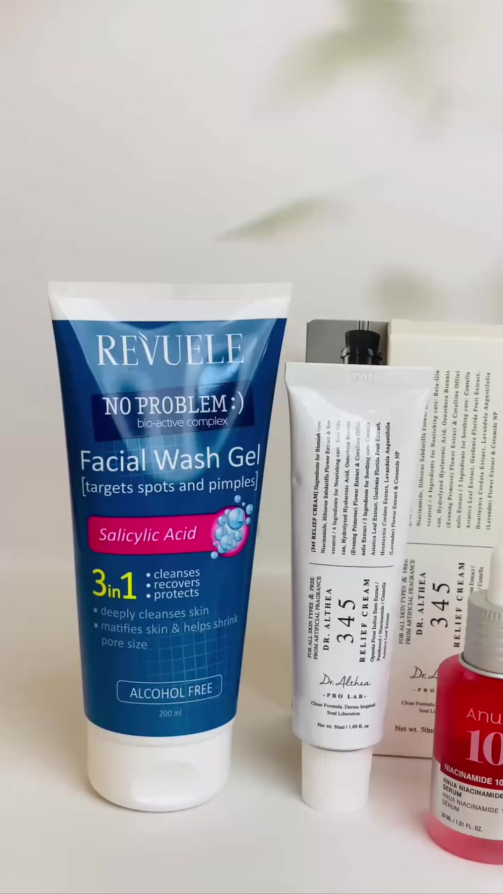 ✨ عرض العناية بالبشرة الكامل ✨
خلي بشرتچ تعيش النعومة والنضارة بهالعرض المميز 💖

العرض يتكون من:
💧 سيروم Anua – يرطب البشرة بعمق ويهدئها ويخليها ناعمة ومشرقة.
🧴 غسول Revuele – ينظف البشرة بلطف ويزيل الأوساخ والدهون بدون ما يجففها.
🌿 كريم Dr. Althea 345 – كريم كوري مميز لترطيب البشرة وتهدئتها وتحسين مظهرها.
💋 مرطب شفاه Vaseline – ترطيب عميق للشفايف ويعالج الجفاف والتشققات.

💎 النتيجة؟
بشرة نظيفة + ترطيب عميق + شفايف ناعمة وموردة

📌متوفر توصيل لجميع محافظات العراق
#لايك_كومنت#تعليقات #الشعب_الصيني_ماله_حل


**إذا كنت صاحب هذا الإعلان وتريد حذفه لأي سبب، رجاءا أرسل رسالة إلى الدعم الفني**