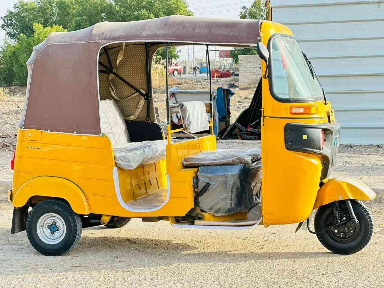 تكتك موديل 19 شهر 12 اوراق شاكر ابو المجر بسمي كشرته مكفوله من ضربه وصبغ بس دوسات سعره 5 وبيه مجال قليل كلش مكاني ميسان نهاوند للستفسار اتصل ***********
