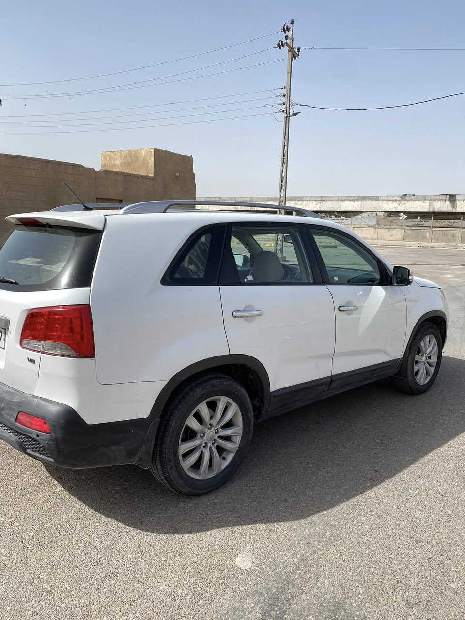 سورنتو مديل 2012 (خليجي )
سياره كفاله عام فول مواصفات
بانو راما فتحة 7 راكب محرك 6
السعر 155 العنوان بصرة
0770 8520708
