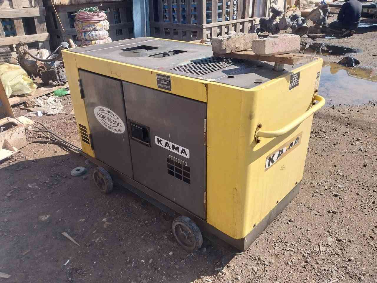 سلام عليكم 
للبيع مكاني بغداد
***********
