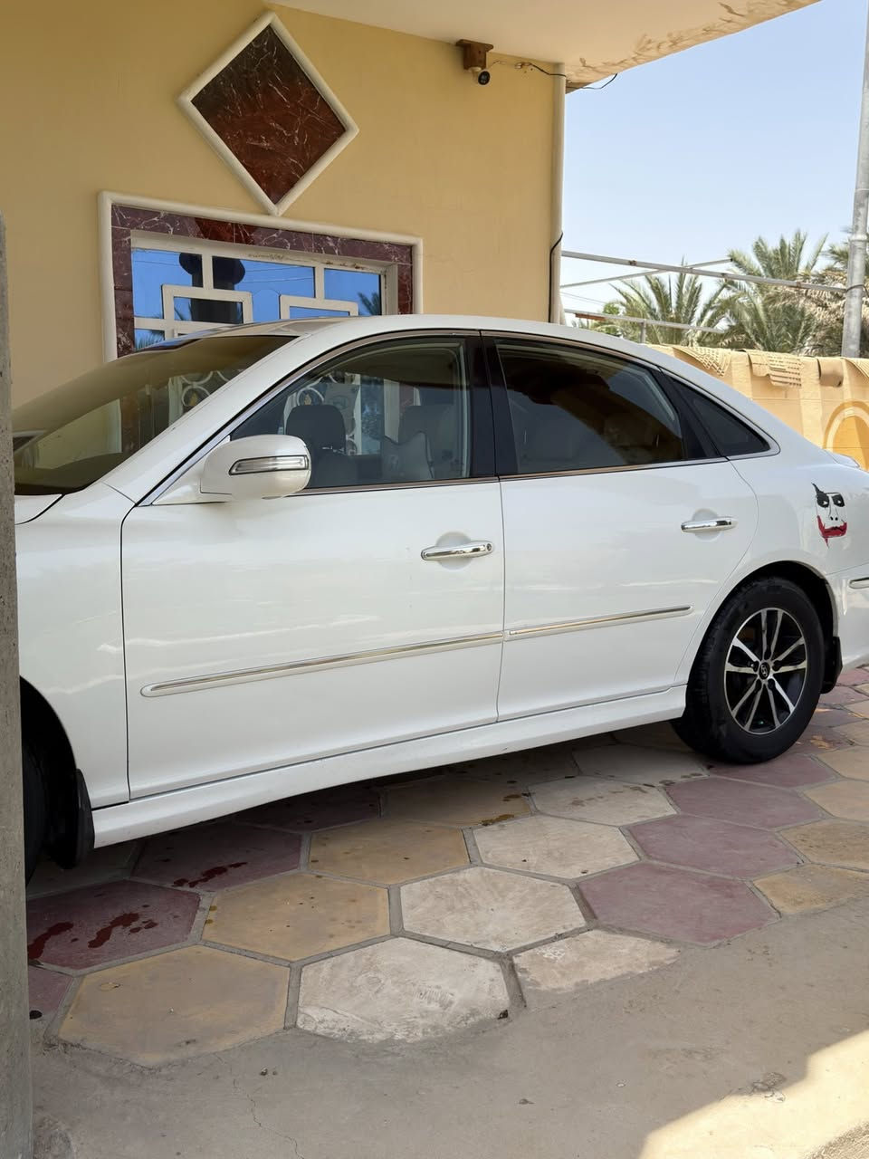 السلام عليكم للبيع هونداي ازيرا موديل ٢٠١١  رياضي ، خليجي محرك ٦ سلندر. (٢٧٠٠)  سياره نضيفه  مثل مواضحه بالصور  بيها ٥ قطع صبغ فقط بدون دواخل  ( فقط صبغ )
المكان حله السعر ١٠٧ و بيها مجال 
للاستفسار خاص او الاتصال على الارقام 

0771 849 2029

0783 820 6598

( كلشي واضح بالمنشور الشراي يتفضل  خاص او يتصل و شكراً)
