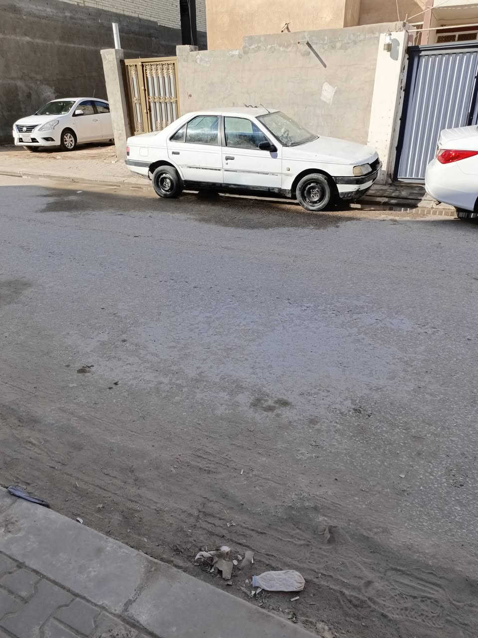 سلام عليكم بيجو 405 فرنسي بدون راعي اسولك مكاتبه سرقة وعشائرمكينه وكير نضاف كهربائية شغالة السعر 14وبيه مجال مكان نجف رقم ***********
