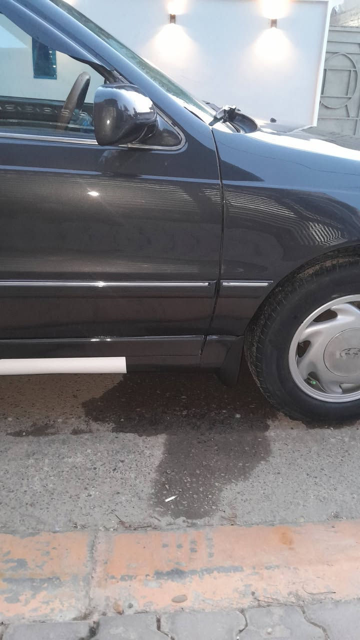 النترا ٩٤ دبل تريشه سنويه جديده كير جديد كهربائيات شغاله سنتر لوك محرك جديده معمره تعمير درجة أولى رقم بغداد السعر ٤٠ وبيه مجال إتصال الرقم ***********
