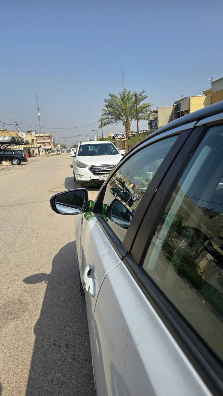 اوبتما موديل 13 خليجي فول مواصفات بصمه وبنوراما مكينه 2400 بيها جاملغ وبنيد وهلال بالجاملغ الخلفي رقم اربيل بأسمي شخصيا ب128 وبيها مجال ترهم تنطي العندك والباقي نتفق عليه  مكاني ديوانيه المركز  
***********
