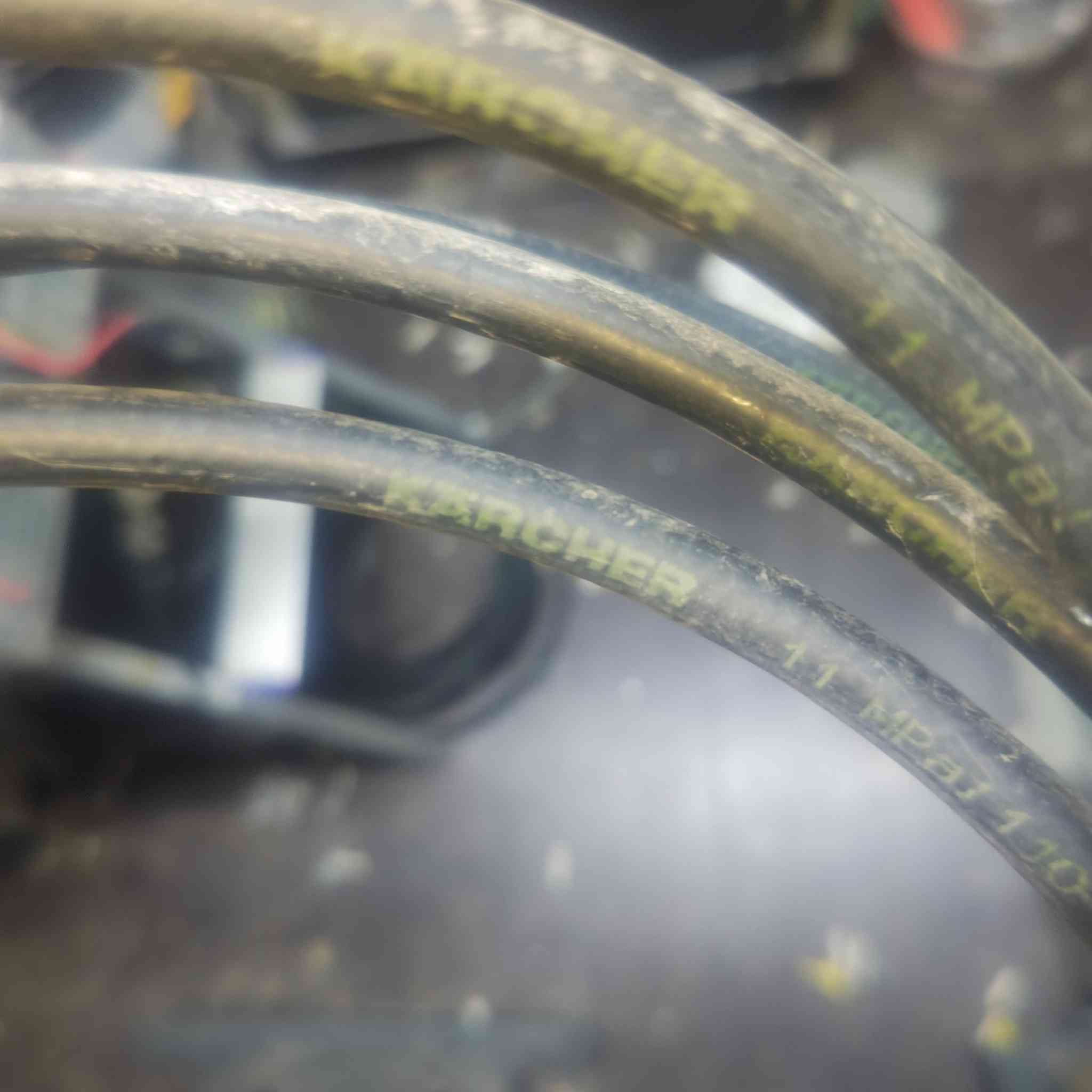 صونده كارجر 3 متر بسعر 10 الاف صونده ضقط عالي مسلح 250 بار طول 10 مترات مع مسدس 45 الف صونده كبس طرفين جديده لوك 25 صونده الاخيره 3 متر جهة براص معرفتها ماليش بسعر 10 الاف اسعار قفل


**إذا كنت صاحب هذا الإعلان وتريد حذفه لأي سبب، رجاءا أرسل رسالة إلى الدعم الفني**