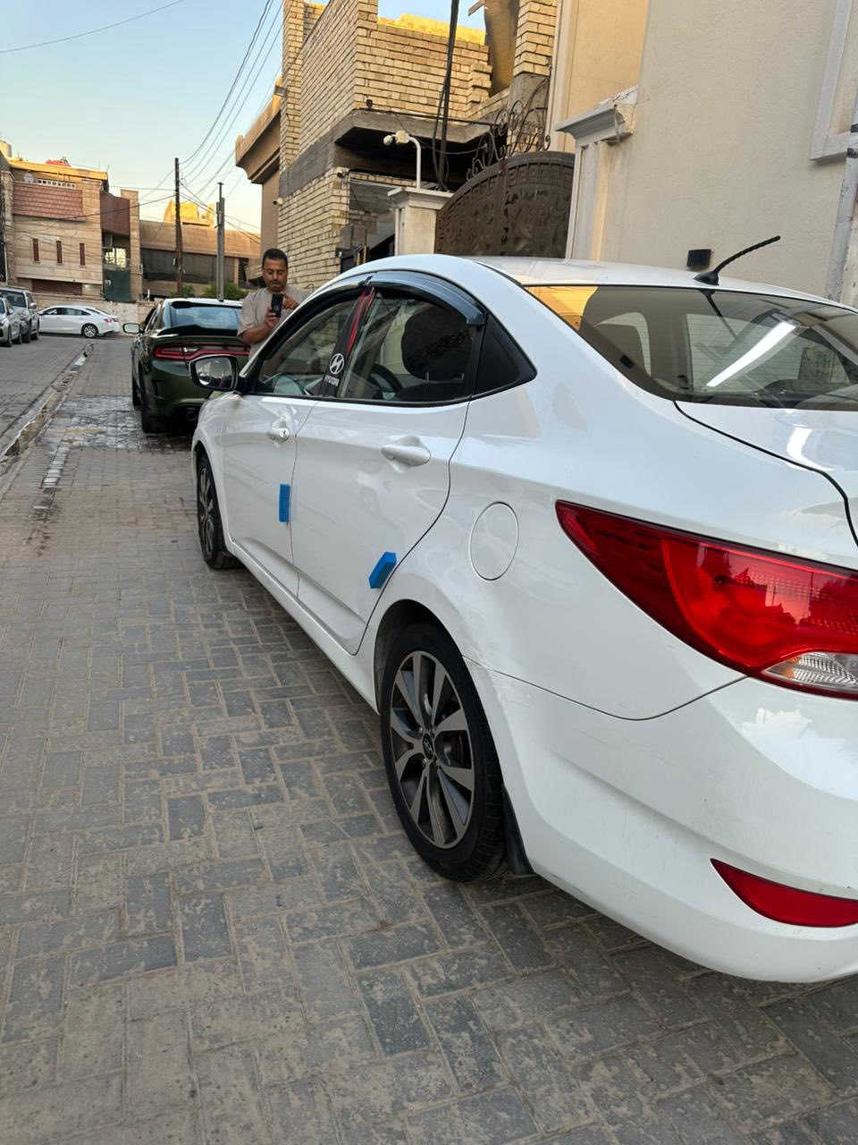 اكسنت 2016 خليجي  فول مواصفات
١.فتحه
٢.تحكمات ستيرن 
٣.اشاير بالمري
٤.شاشه
٥.دسكات ٤
٦.كاميرا خلفيه 
٧.نضام ايكو 
٨.ويل كب عدد٥
٩.سويج عدد ٢  
١٠.تحكم مري جانبية
محرك 1600 دوش 
كير ومحرك بعدهن بلادي وتبريد ثلج ❄️ 
 رفم بغداد انكليزي جديد 
سياره ماشيه 154000 
السياره بأسمي 
ضرر جاملخ خلفي ورة السايق 
السعر 115 وبيهة مجال 
العنوان بغداد / سيدية
للاستفسار ***********
