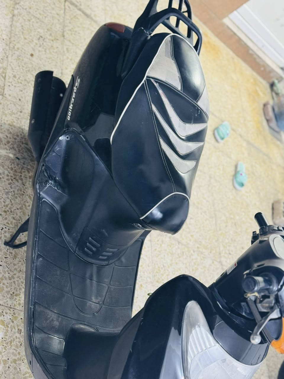 دراجة سبيسي ياباني لبيع سلف وعندو  شغالة محرك ناعمة قفل جنطة وستيرن شغال كفر اصلي أبو الختم مفتوح رايمر اول كصة مكان شهداء سبع نيسان سعر ٦٥٠ دك على رقم بيك خير تدلل رقم ***********
