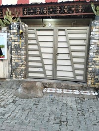 مشتمل مساحه ١٥٠متر حي جهاد قرب حسينيه ثقلين طابقين  السعر والتفاصيل ال...