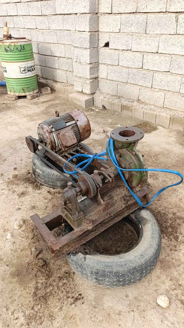 السلام عليكم
موجود ماطور كهربائي كامل هوا والستارتر مالو 
كامل مكمل للاستفسار الاتصال على ***********
