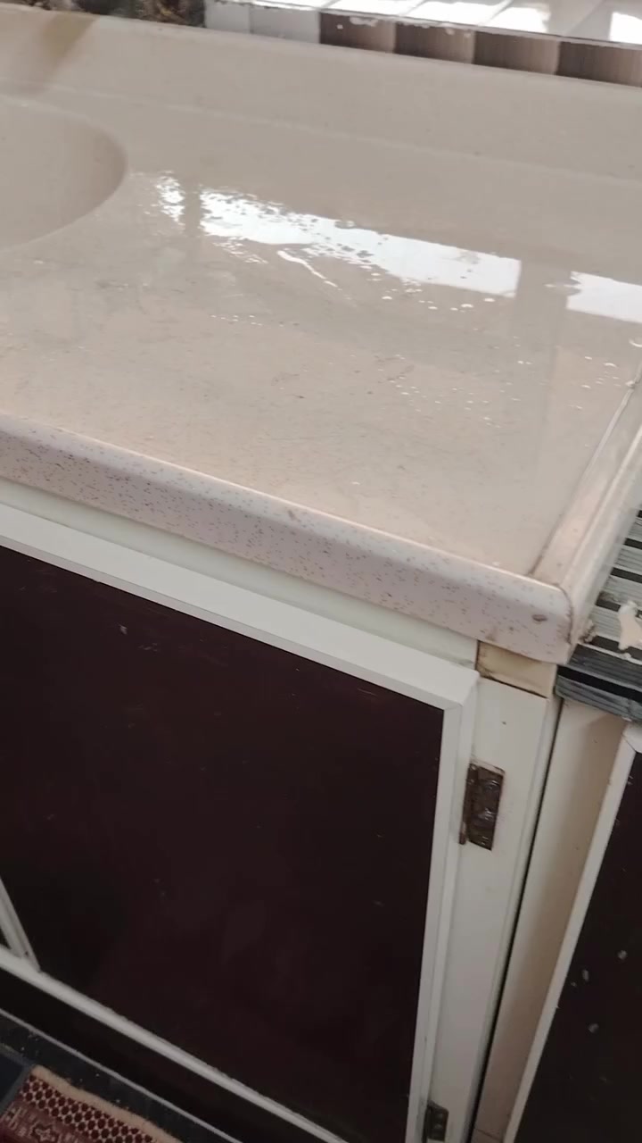 كاونتر مع ملحق مع سنك كرانيت للبيع مناسب السعر 600 تلفون *********** العنوان بكرلي العبودية
