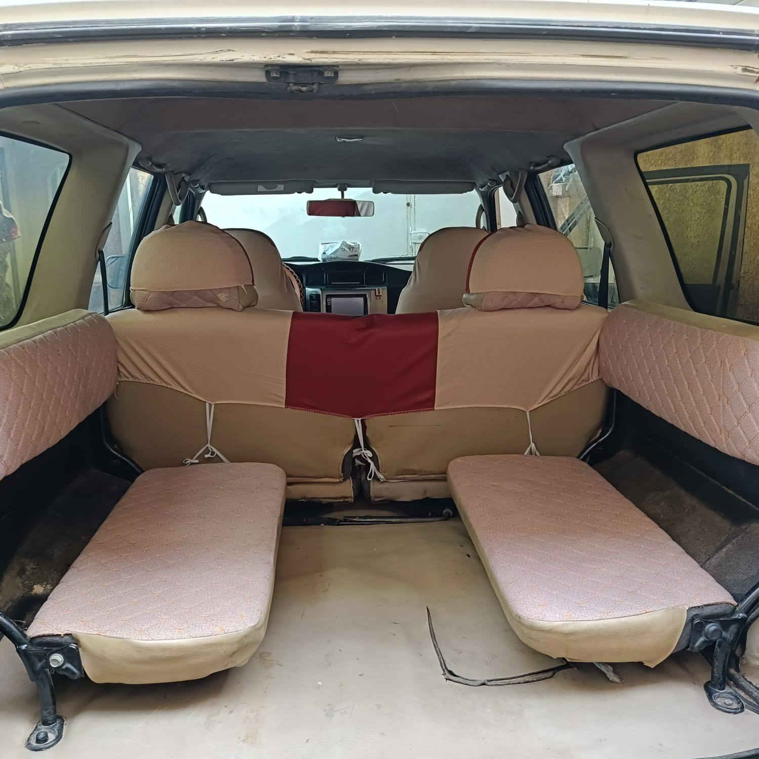 السلام عليكم باترول 2008 مزاد وزارة الداخلية مرقمه بغداد سياره جاهزة كله بلادي محرك 4800 وكير جديد كله شغال على بلادي بدون اي تحوير الصبغ جاملغ السايق شبر يم اللايت وشبر واشويه من البنيد حسب مأشر باللون مكاني بغداد التحويل نفس اليوم 
السعر 150$ وبيه مجال للشراي
***********
***********
