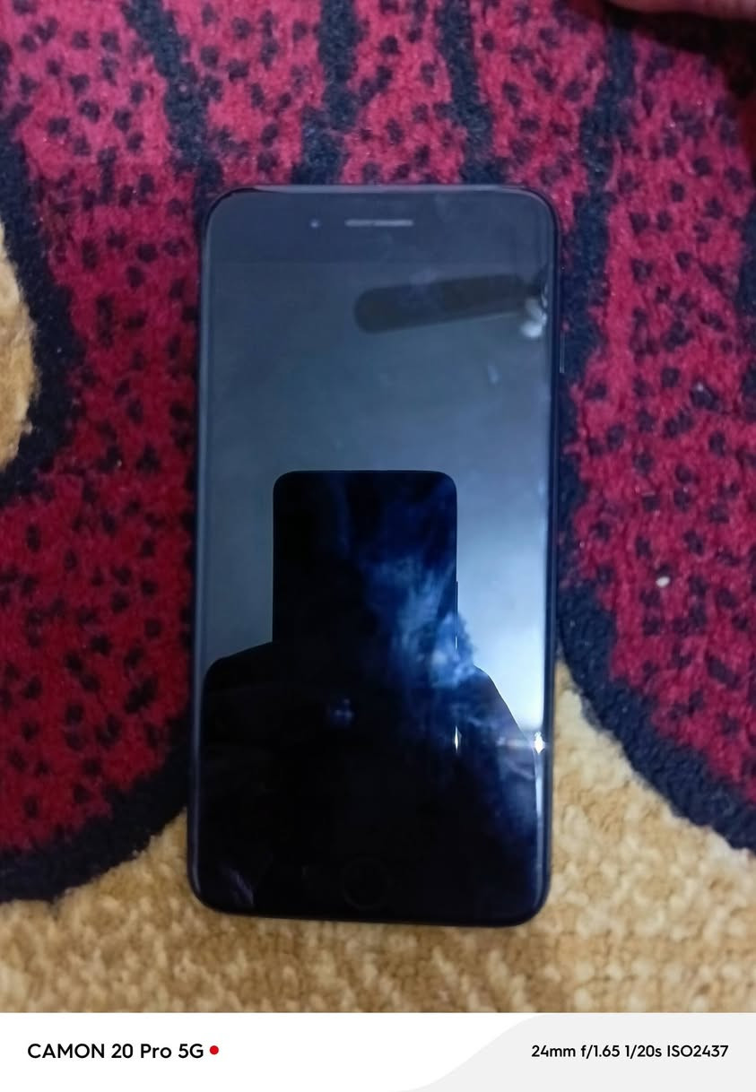 السلام عليكم ايفون 7 بلاص داكره 128 بطاريه 86 نمودج m جهاز كلشي شغال ما بيه شي ***********/***********
