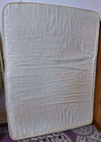 غراض للبيع • غرف نوم