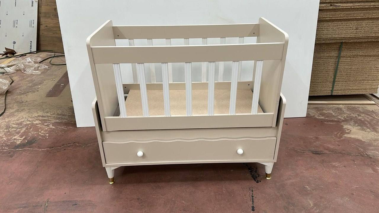 كاروك تركي العلي الجديد يتوفر جميع الوان السعر 90 الف بدون دوشك طفل 👶 ولا تريدون دوشك طفل 👶 السعر 10 الف  الرقم ***********
