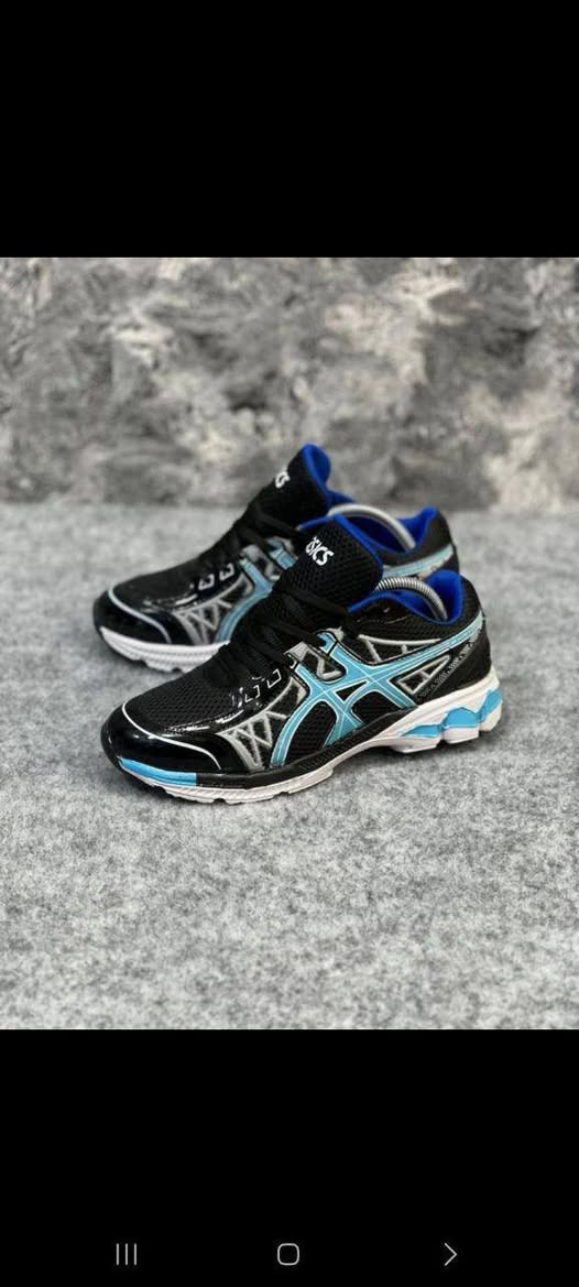 بضاعه احذيه جديده 📍العنوان ديالى خانقين - داره كوناره قرب مزاد بهاء الحمداني 📍 و توصيل موجود ***********
