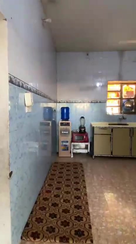 أرض مميزة للبيع بداعي الاستعجال - من المالك مباشرة 🚨
​السلام عليكم ورحمة الله وبركاته،
معروض للبيع قطعة أرض بموقع ممتاز واستراتيجي، جاهزة للبناء الفوري وكافة أوراقها الثبوتية سليمة وجاهزة للنقل.
​📍 تفاصيل العقار:
​الموقع: [ جزيرت البوذياب قرب دار الضيافه ]
​المساحة الإجمالية: [ 1000متر مربع]

​تتوفر فيها كافة الخدمات ([ماء، كهرباء، إنترنت، صرف صحي]).
​قريبة من [جامع الانفال، مدرسة الخالدين للبنين،].
​منطقة هادئة وراقية وتصلح السكن الخاص
​طريقة التواصل: للمهتمين جادين فقط، يرجى التواصل عبر الرسائل الخاصة أو الاتصال/واتساب على الرقم: [*********** ]
