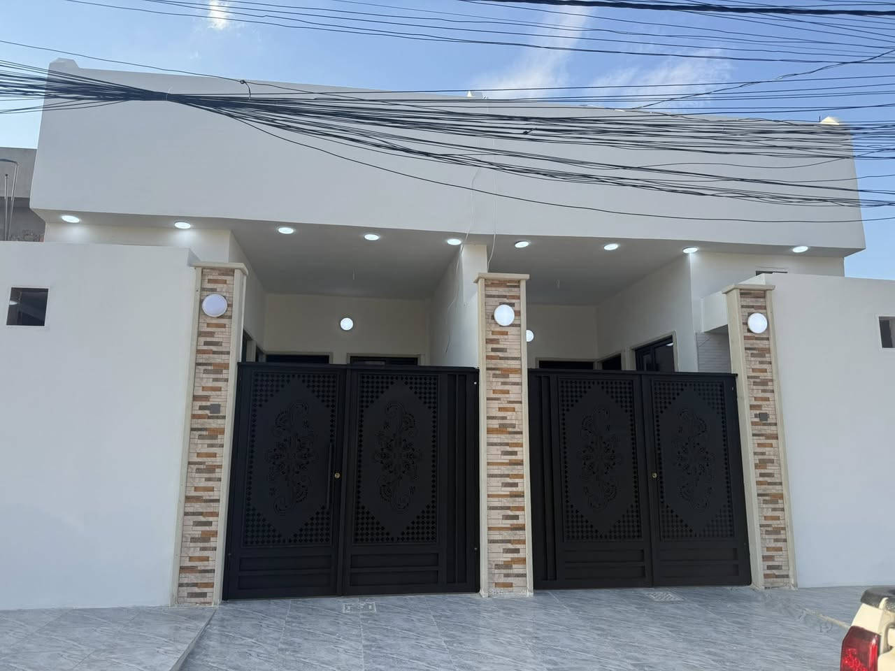 🛑عرض رقم 1
🛑دور للبيع 100متر🏠
🛑حي السماح الثانية 
🛑واجهة 5 عمق20✏️
📱***********🛑
***********🛑
