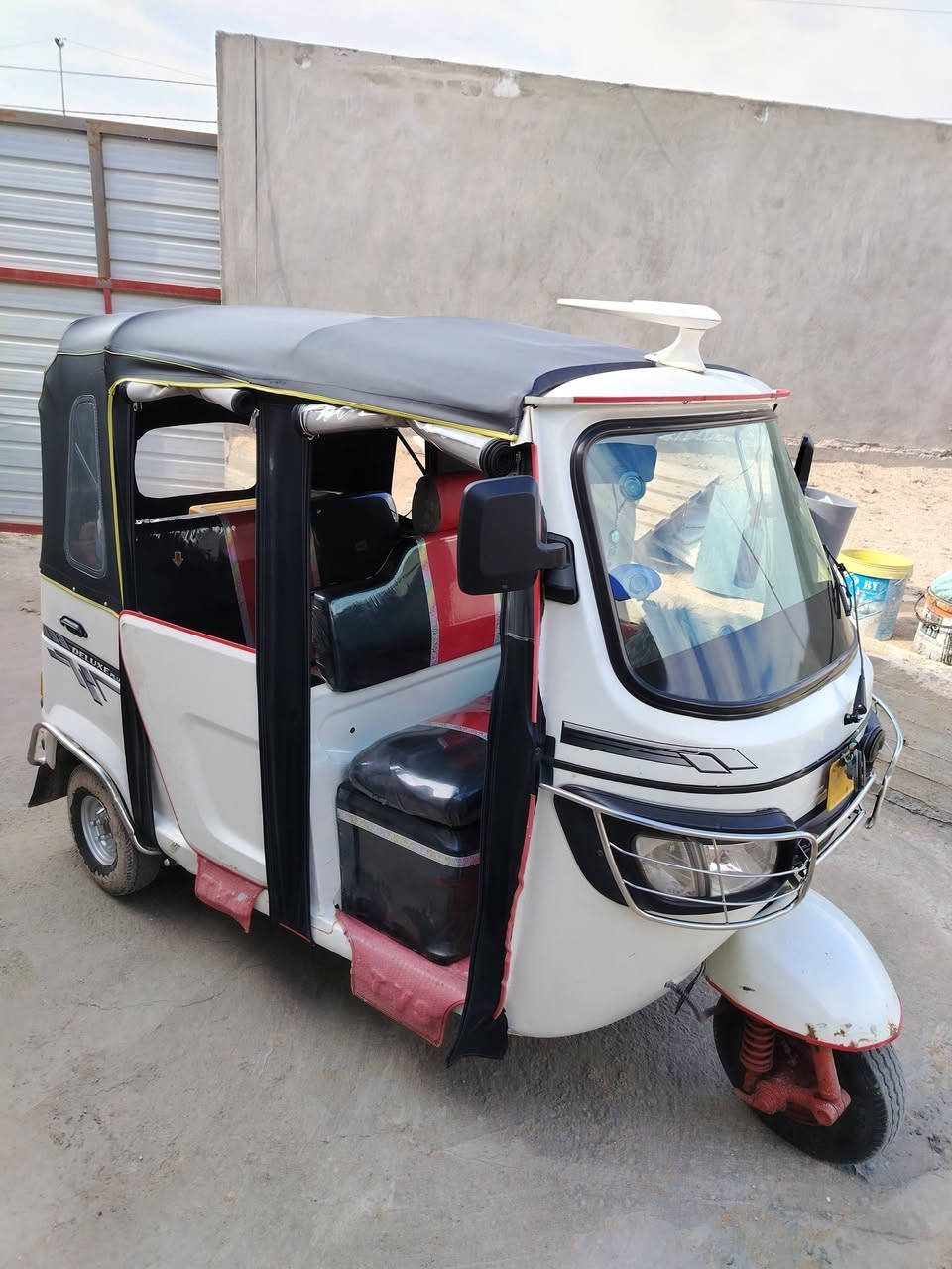 تكتك تي في اس 2021 /27/12 كامله محرك كسن منضمومه بريك جديده تخم تاير جديده كهربائيّة كامله تكتك حلوه كاعده احله من صور بعد مكان محموديه سعر 7100 بيه مجال *********** / وتساب *********** وتساب
