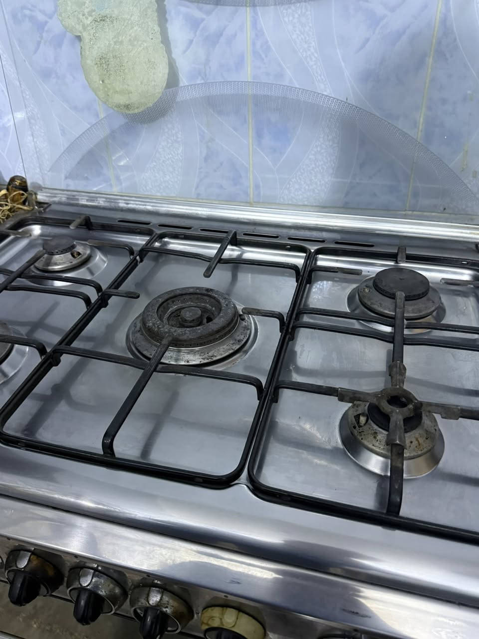 السلام عليكم
صاج سلايدات ثلاث ابواب ومرمر درجه اولى سعره ٢٥٠ الف
طباخ خمس عيون مصري شغال هو والفرن وعيونه نارهم قويه بس يداته يحتاجلهم تبديل سعره ١٢٥ الف 
كنتور صاج بابين سعره ٧٥ الف 
ميز تواليت صاج ٤٠ الف
سرير نفر واحد ،صاج عدد ثنين ويه الصوميه الواحد ٧٥ 
بردات اللي بالصوره والفيديو الغرفه عرضهم مترين وارتفاعهم ٢٨٠ سم سعرهم ثنينهم ٧٥ الف 
مكاني سبع ابكار


**إذا كنت صاحب هذا الإعلان وتريد حذفه لأي سبب، رجاءا أرسل رسالة إلى الدعم الفني**