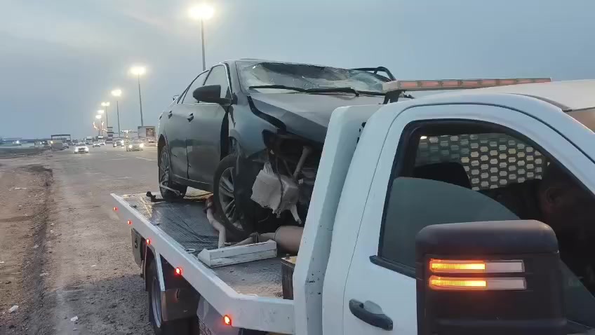 سلام عليكم خوان للبيع تيوتا كامري 2017 رقم اربيل تحويل مباشره السياره متضرره وبيع على وضعها السعر 42 وبي مجال العنوان بغداد حي النصر رقم الهاتف***********
