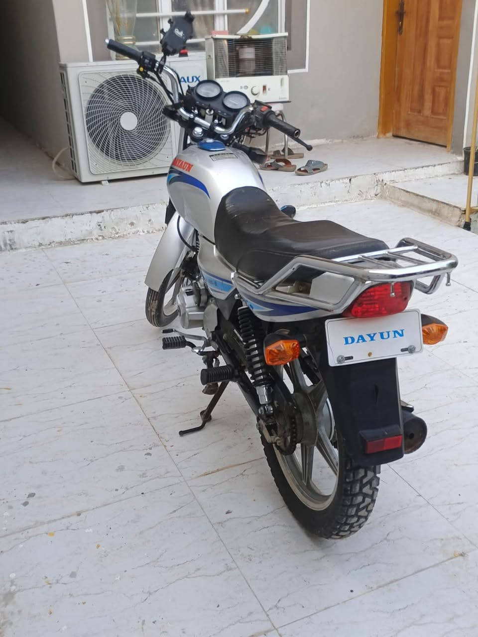 سلام عليكم مروس بدايوان سكنر مديل 2022 او 2023 نفخ مكينة 200
ملاحظة دراجه وكيل نجف اورق اصولي ما مفتوحة ما بيه نقص


**إذا كنت صاحب هذا الإعلان وتريد حذفه لأي سبب، رجاءا أرسل رسالة إلى الدعم الفني**