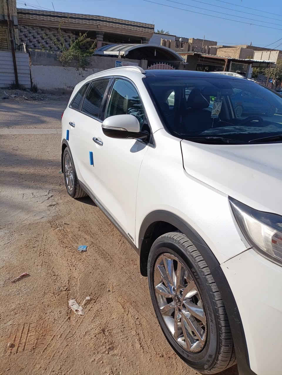 سورنتوا للبيع او المراوس 2016 خليجيه مكفوله من الصبغ بيه بارد شي قليل كلش فول مواصفات 6 سلندر بنوراما كشنات كهرباء سبعه راكب مري شفط حساسات امامي خلفي كامره فول الفول السعر 220 وبيه مجال ***********
