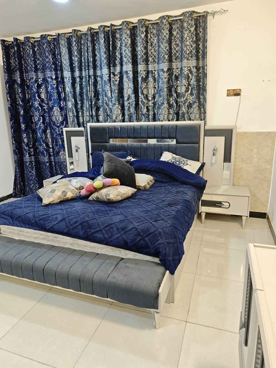 غرفه نوم جديده مامستعمله  للبيع


**إذا كنت صاحب هذا الإعلان وتريد حذفه لأي سبب، رجاءا أرسل رسالة إلى الدعم الفني**