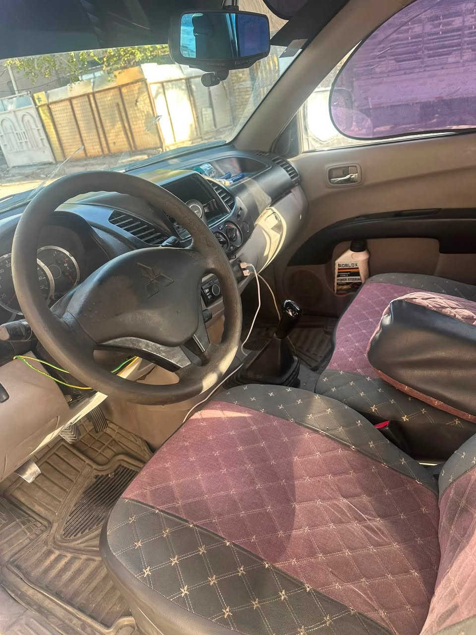 السلام عليكم
ميتسوبيشي 2013 L200 

السيارة جاهزة كير مكينة مكفولات

تبريد ماشالله ثلاجة 

حدادية صدر جديدة كاملة 

السيارة عيبها كشرها فقط يوكع صبغها الأصلي 

موقع السيارة بغداد الامين الثانية 

رقم الهاتف :*********** 

السيارة بأسمي تحويل ثاني يوم 

السعر :115$ وبيها مجال
