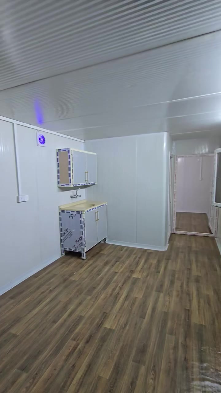 كرفانات جاهزة  متنقلة.   متوفر جميع القياسات  
متوفر سندويج ضد الحريق  🔥✅️ 
ومتوفر حمامت ونقط حراسة 
اي ستفسار اتصال ***********  

 كرفان 3×6.  السعر مليونين و ٤٠٠ الف ♦️
كرفان ٥×٤ السعر مليونين و 2500 الف  
كرفان ٤×٤ السعر مليونين و 200 الف 
كرفان ٣×٤.  السعر  مليون و700الف 
 كرفان ٣×٣  السعر مليون و 400  الف 
 كرفان ٣×٢ السعر  مليون و250   الف 
كرفان ٢ ×٢. السعر 950 . الف 
كرفان ٣ ×٩ السعر 5 مليون  بداخل غرفتين و حمام ومطبخ 
كرفان قياس 3 في 12   السعر 6 مليون   بداخل غرفتين وحمام و تواليت ومطبخ سنك وكاونتر 

كرفان قياس 10 ×4 نضام بيت غرفتين ومطبخ وحمام  السعر 6 مليون  
 
الموقع بغداد   
 متوفر توصيل جميع المحافضات  ✅️
