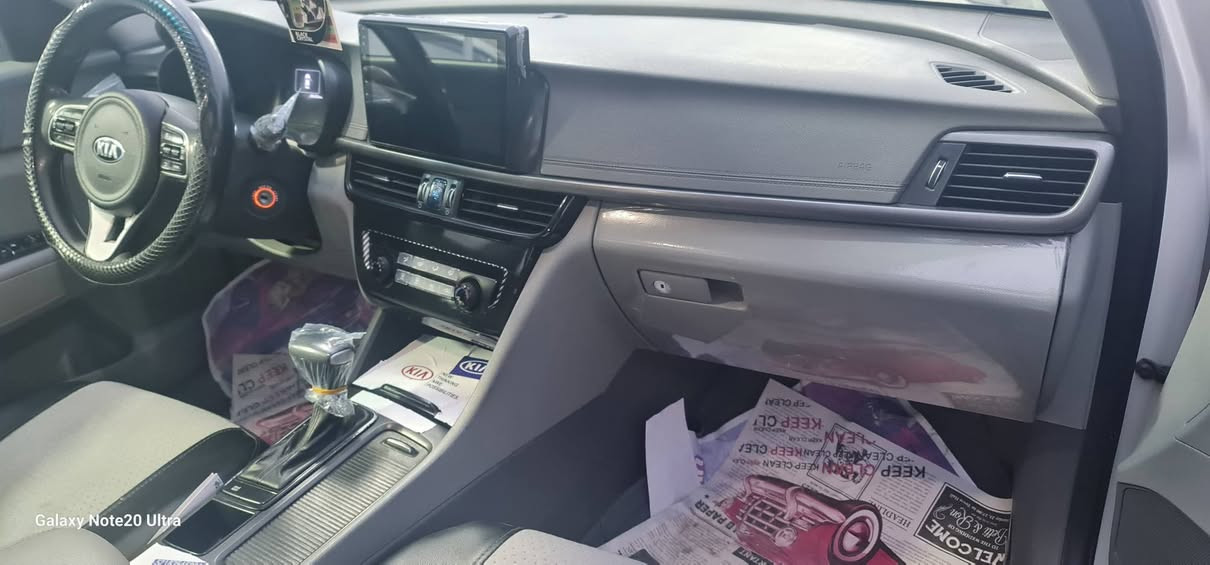 السلامـ عليــكم
🚗
اوبتما ١٧ خليجي
 🕐
نص فول

 رقم بغداد 

 مكينه ٢٤٠٠ دوش
 سياره جديده  وجاهزه من كلشي للإستفسار اتصل***********مكاني الرمادي
