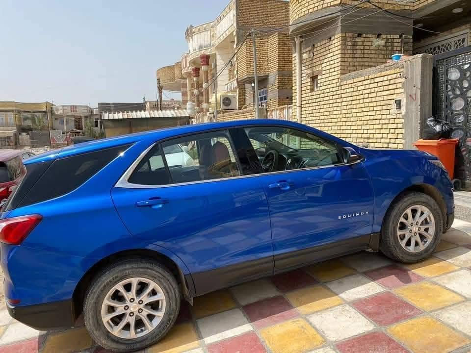 السلام عليكم
كوينكس 2019  
فئة LT
محرك 1.5تيربو 
مبيه حادث حادثه تخريب يعني مبيه اي ظربه 
سياره جديده خير من الله كير ومحرك وتخم تاير
دهن محرك تبديل ودهن كير وماي الراديتر تبديل جديد يعني ادامه شامله لكل السياره 
كشن السايق كهربائي 
الجنطة كهربائي
 حساسات بلمري
 دسكات جديده  سياره حلوه ممتعبه 
ماشيه السياره 97 قابل للزياده
رقم ذي قار بسمي مشروع وطني
مكان السياره كوت مركز مدينة
السعر135 وبيه مجال 
***********
***********
