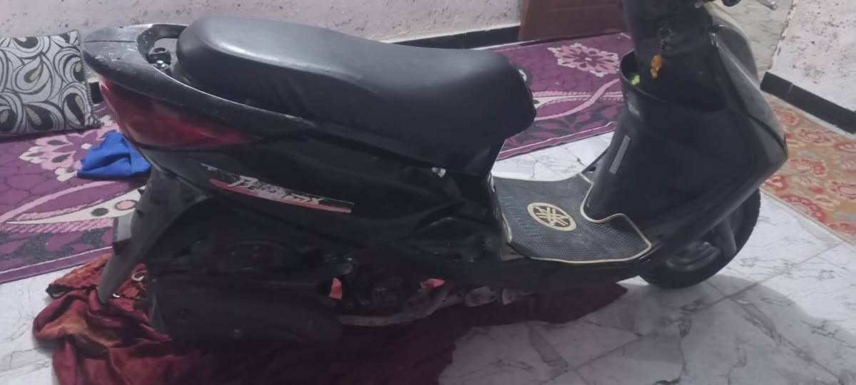 سلام عليكم دراجة بريز للبيع مكفولة دراجة ماطالعة مضمومة بلبيت للستفسار علة رقم +***********
