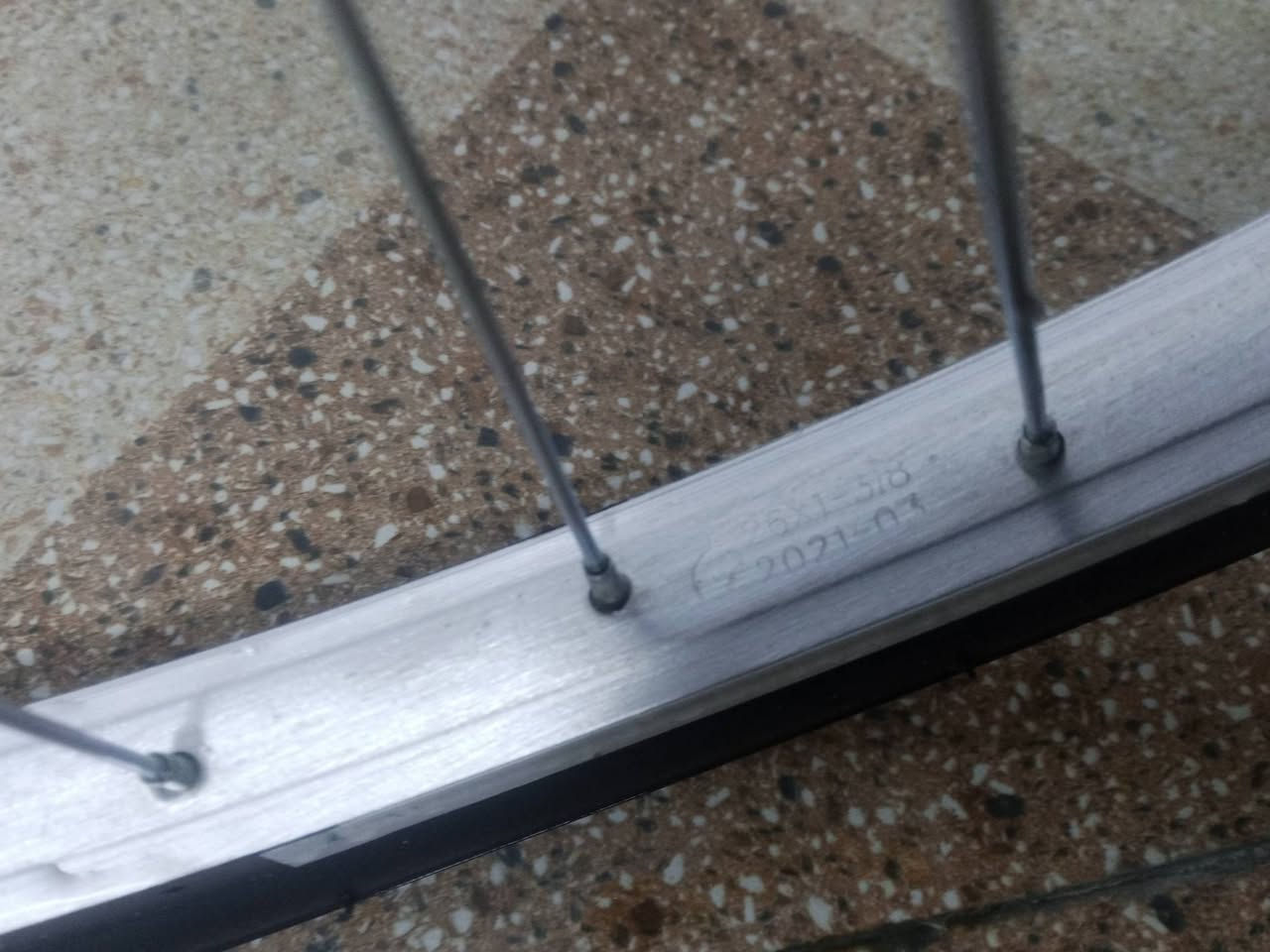 السلام عليكم بايسكل بناتي حجم 26لون بنفسجي موديل 2021كامل ومختم اي نقص ما بي بريد امامي وخلفي بل مكان السعر 135وبي مجال للشراي اي استفسار خاص المكان حله طهمازية


**إذا كنت صاحب هذا الإعلان وتريد حذفه لأي سبب، رجاءا أرسل رسالة إلى الدعم الفني**