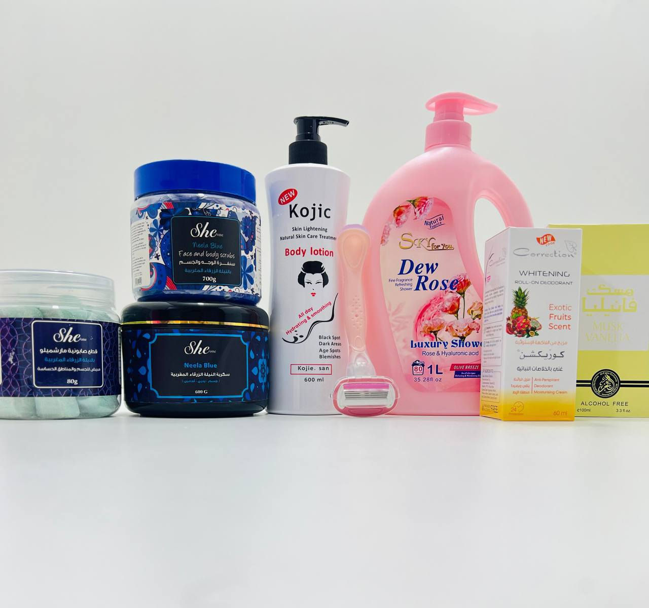 عرض العناية بالجسم ꒰ঌ ୨୧ ໒꒱ 💙🫶🏻
✨ مجموعة متكاملة للعناية والتفتيح والترطيب :
🦋 سكرية النيلة الأصلية – تقشير قوي وإزالة الجلد الميت وتوحيد اللون.
🦋 سنفرة النيلة الزرقاء – تقشير لطيف، تفتيح وتنعيم البشرة.
🦋 صابونية She One بالنيلة – تنظيف وتفتيح للجسم والمناطق الحساسة (مرة بالأسبوع).
🦋 عطر مسك الفانيلا للشعر والجسم 
مع شفرة خاصة للجسم 
✨ رول كوركشن – مانع تعرق 24 ساعة، يفتح الإبط وما يترك أثر.
🦋 شاور سكاي فور يو – ترطيب ونعومة مع عطر يدوم.
🦋 لوشن كوجي سان – تفتيح، ترطيب وتوحيد لون البشرة بقوام خفيف سريع الامتصاص.


**إذا كنت صاحب هذا الإعلان وتريد حذفه لأي سبب، رجاءا أرسل رسالة إلى الدعم الفني**