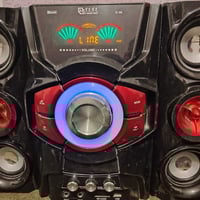 من رخصه الادمن مضخم صوت كلش جديد وحلو وشغال بلوتوث + اواكس وبي منافذ ف...