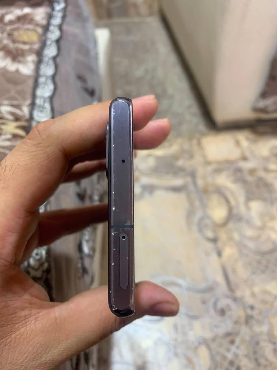 السلام عليكم 
نوت20  5G (امريكي)
 ذاكره 256
رام8
بطاريه43000
قلم شغال جهاز
نضيف بس شخوط اوفطور خفيفه جانبي غير موثر عليه
جهاز امريكي بس شريحه ماتشتغل 
فرمت حدث طبيعي
سلس جدا بلبوبجي والبقيه
80\60فريم يشغل 
ماويا ملحقات
بصره
السعر180
***********
